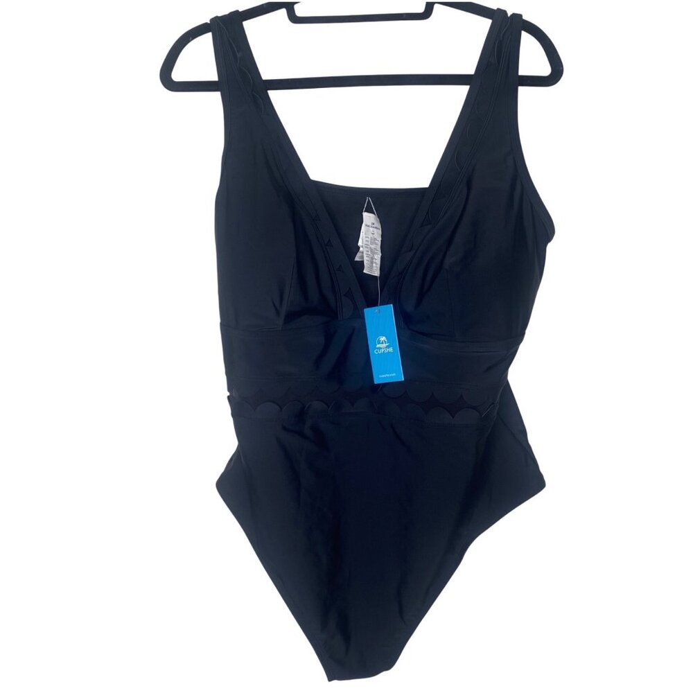 Cupshe Womens 2X Black Scalloped Edge V-Neck One-Piece Swimsuit - Picture 1 of 14